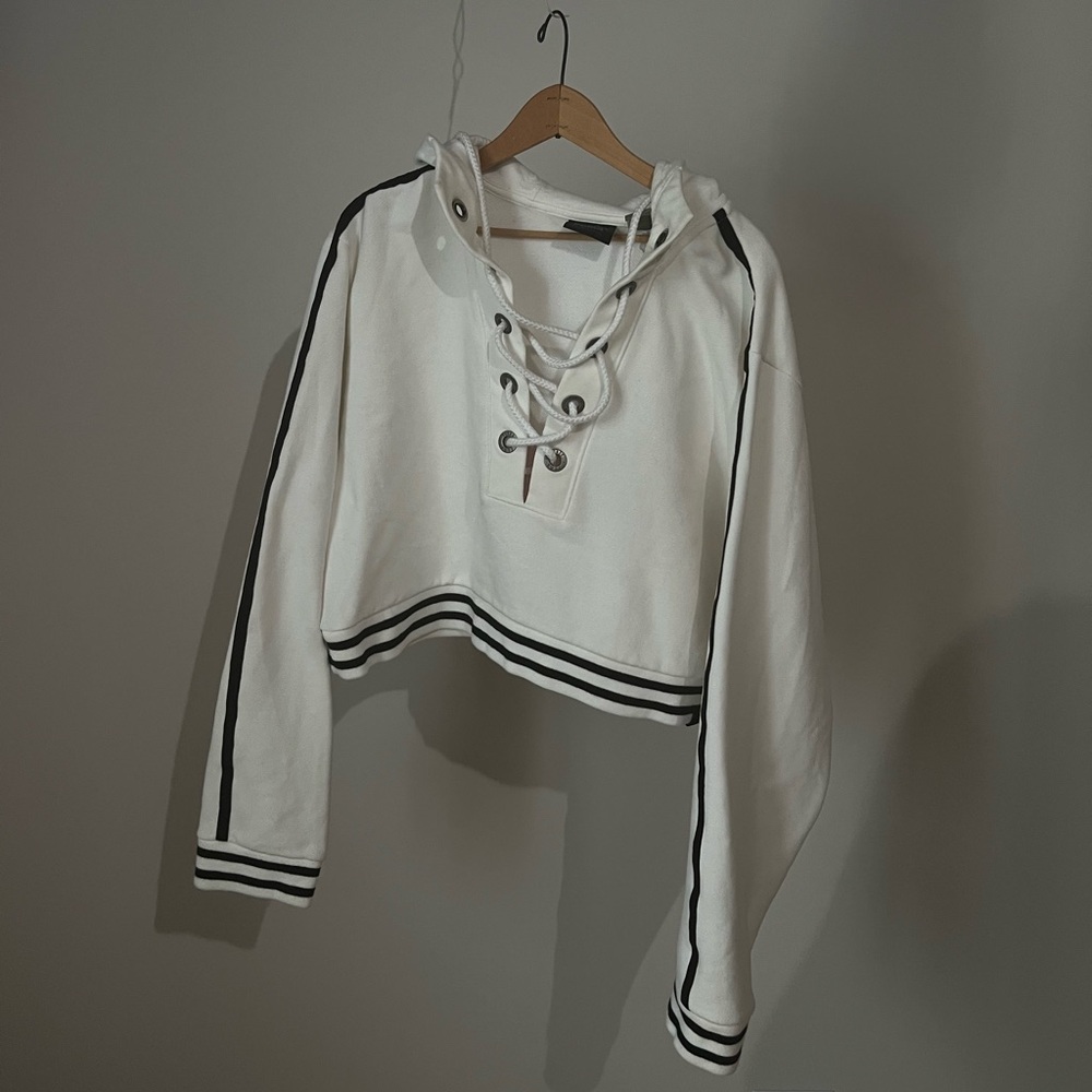 puma x rihanna white lace up hoodie sweatshirt size m/l